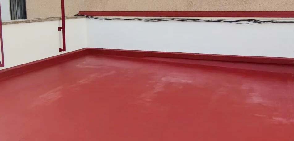 Pintado de cubierta con clorocaucho